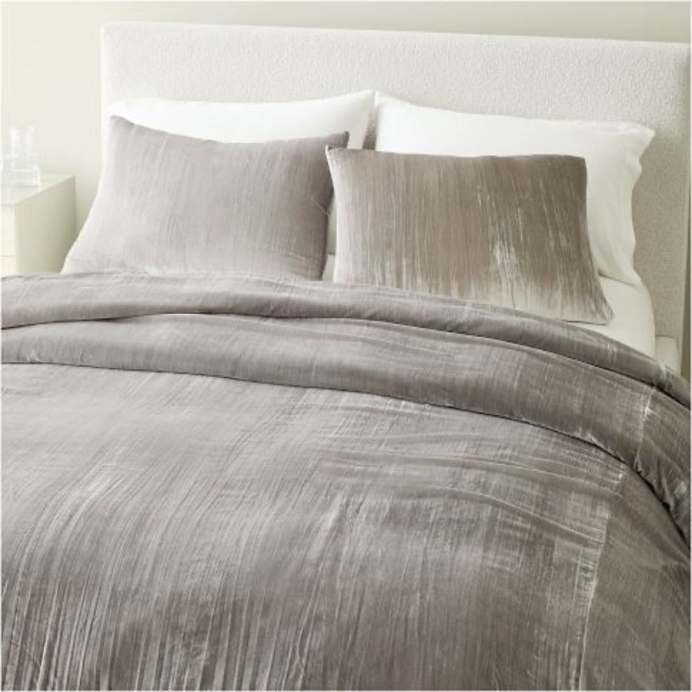 WEST ELM Crinkle Velvet Duvet Cover-*NEW*